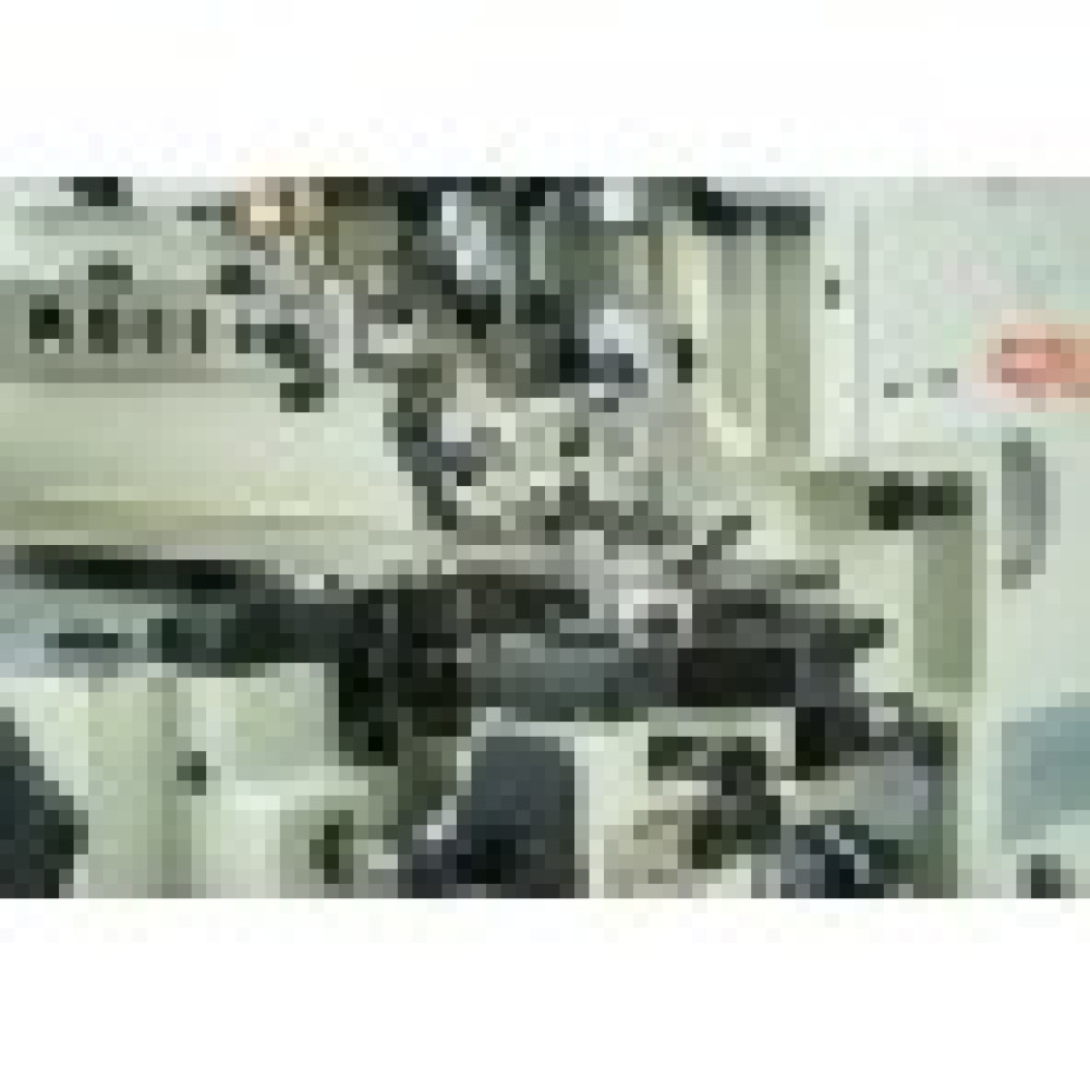 Siruba 747K-514M2-24 Промышленный оверлок 4х-ниточный со встроенным сервоприводом